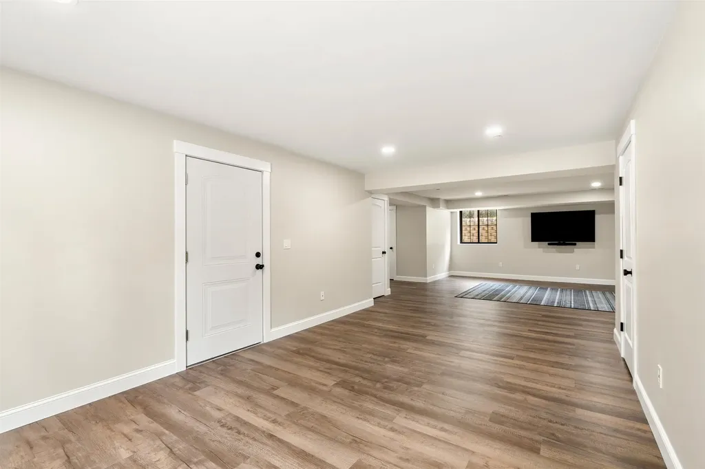 126 Grimstone Drive Belmont NH 03220