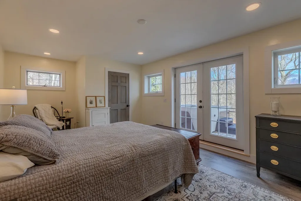 384 Alden Road Sunderland VT 05250