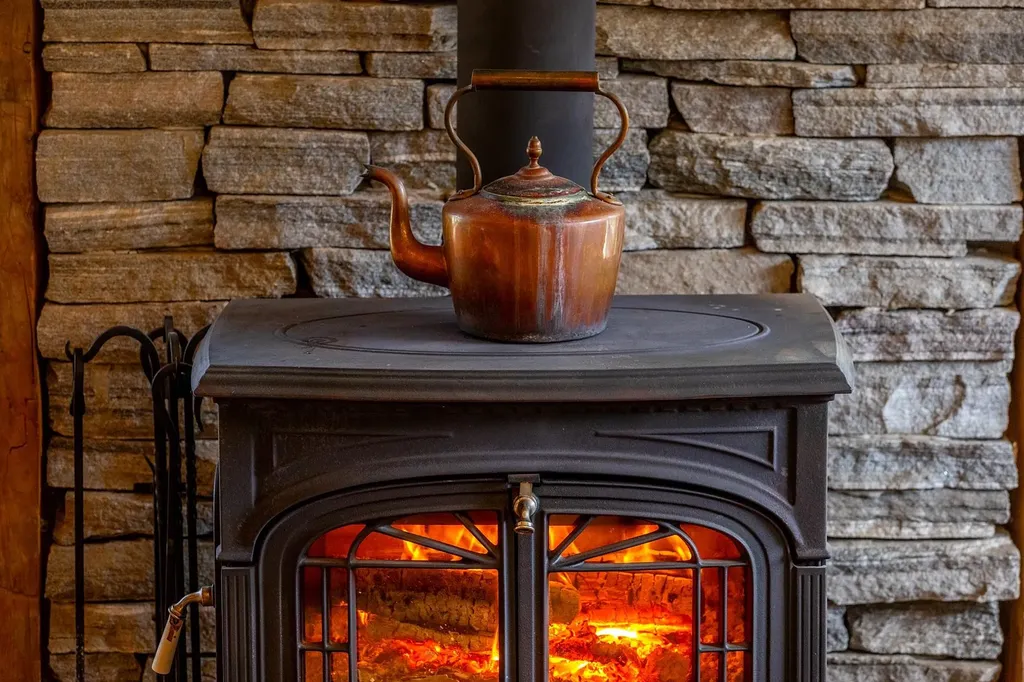 384 Alden Road Sunderland VT 05250