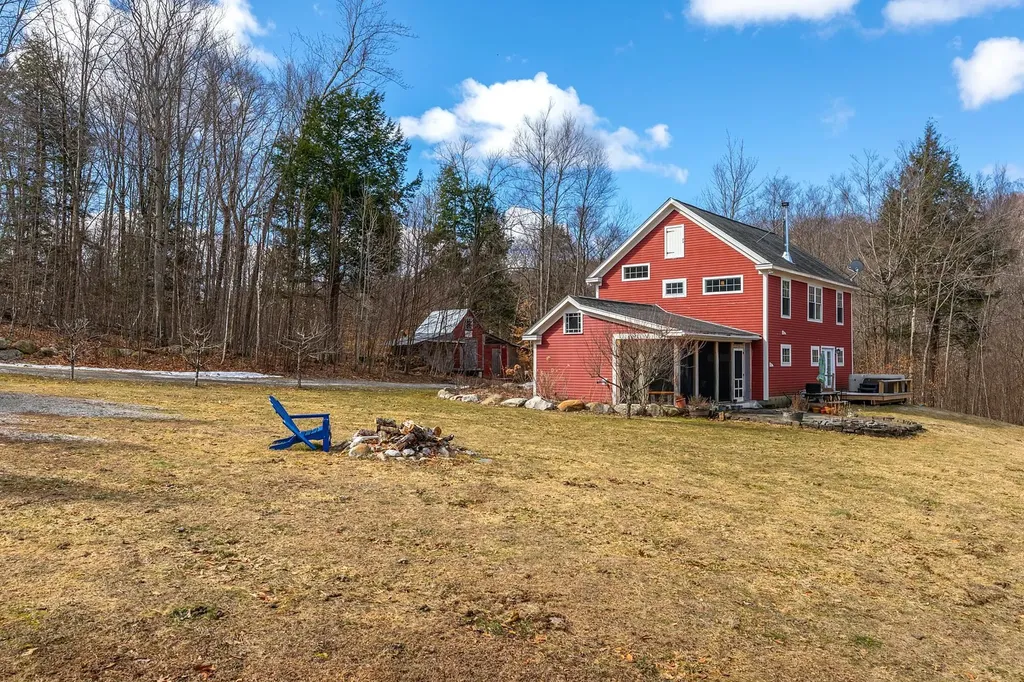384 Alden Road Sunderland VT 05250