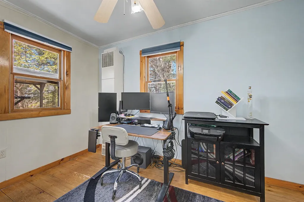 48 Bradford Road Sunapee NH 03782