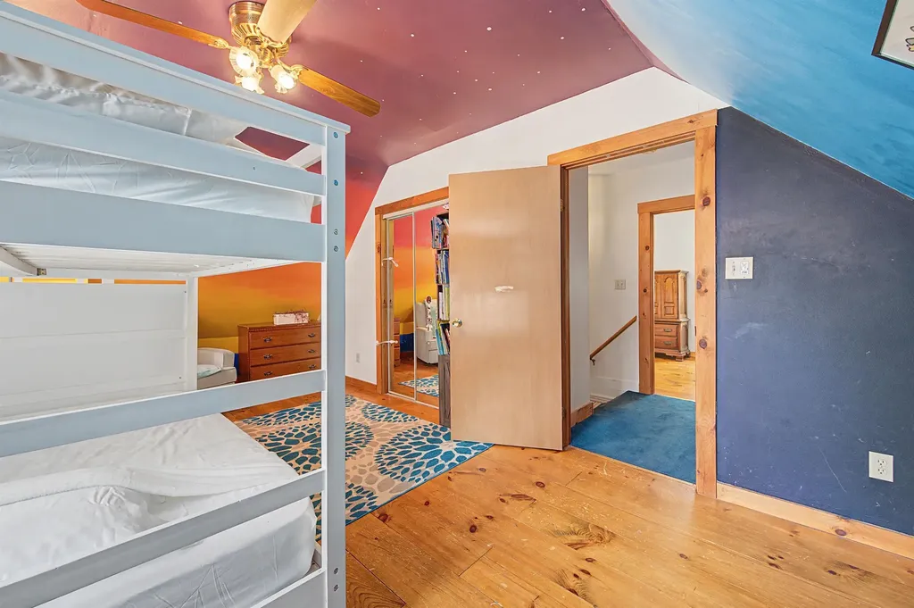 48 Bradford Road Sunapee NH 03782