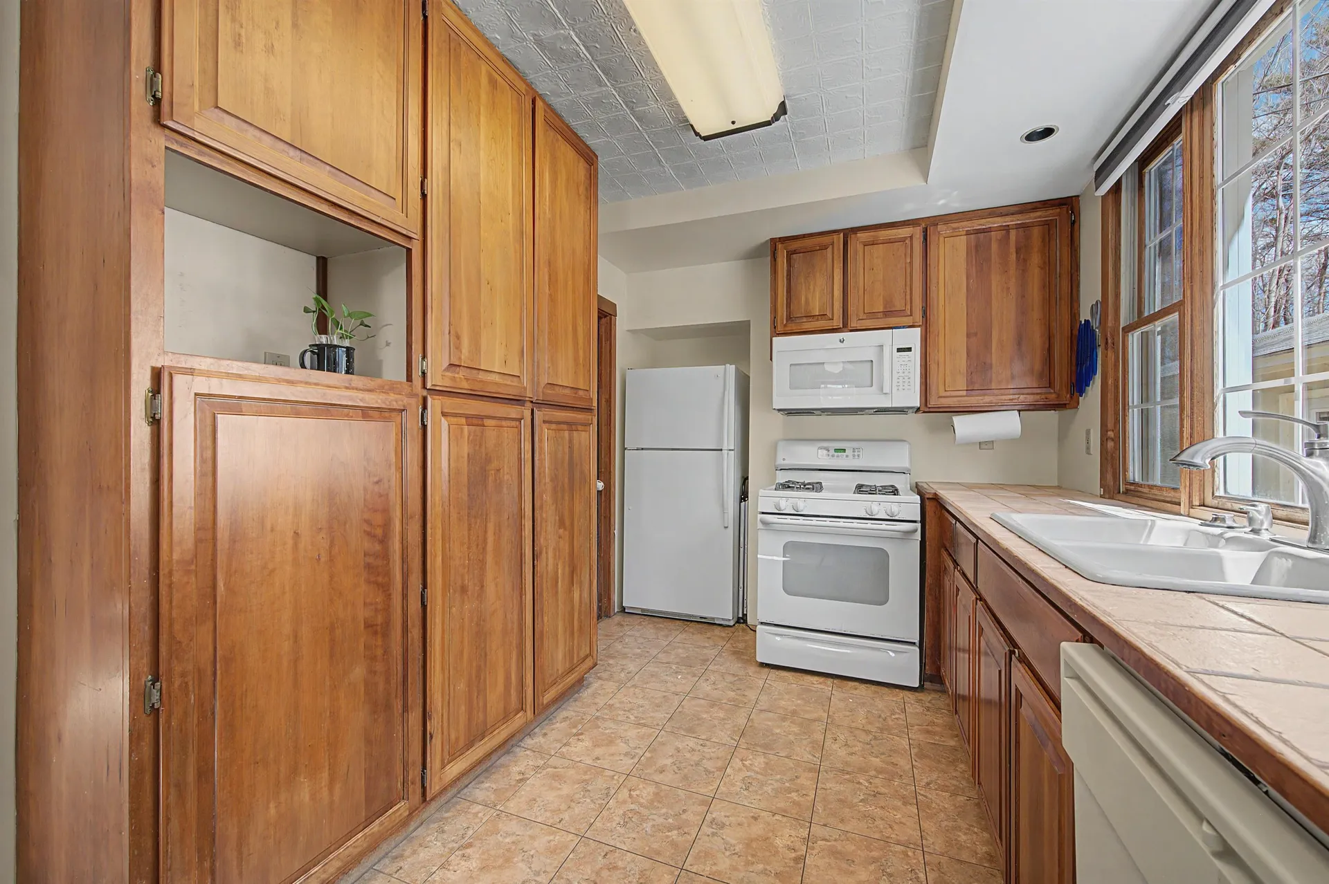 48 Bradford Road Sunapee NH 03782