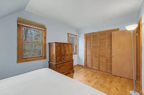 48 Bradford Road Sunapee NH 03782