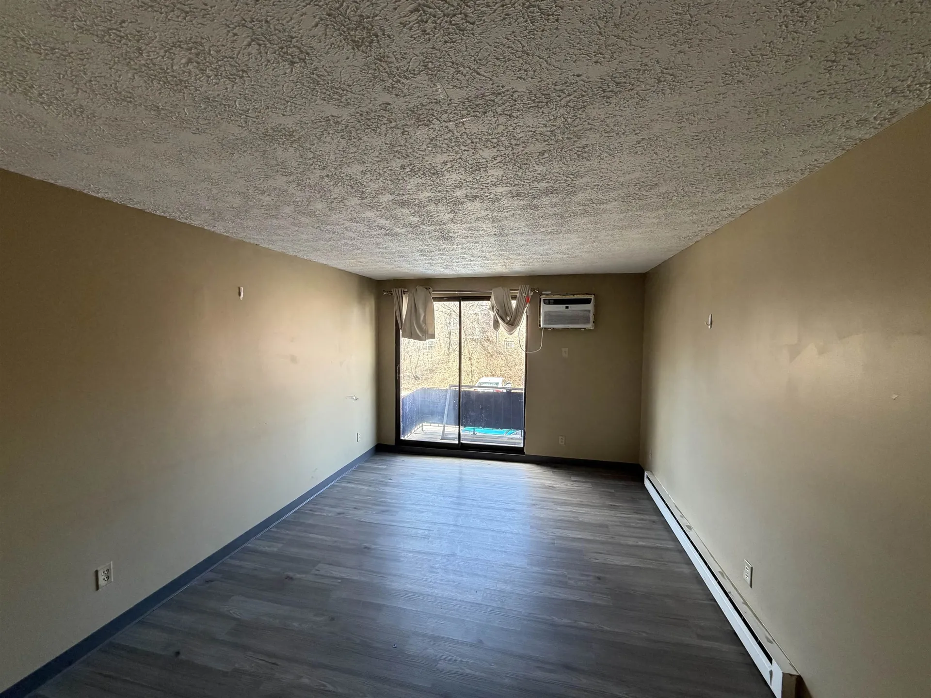 64 Dunbarton Road Manchester NH 03102