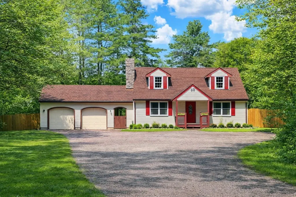 1649 East Manchester Road Manchester VT 05255