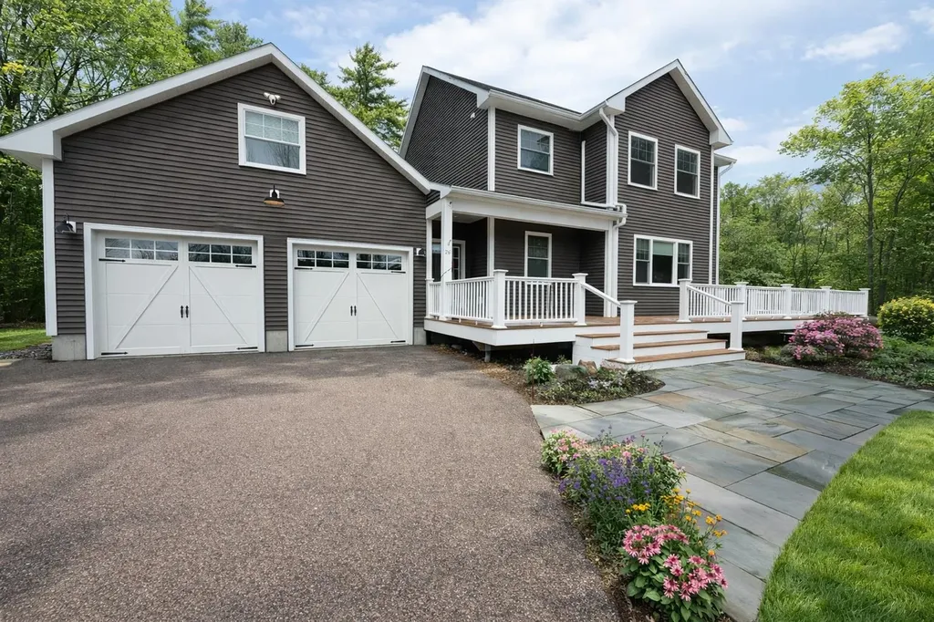 26 Shore Road Milton VT 05468
