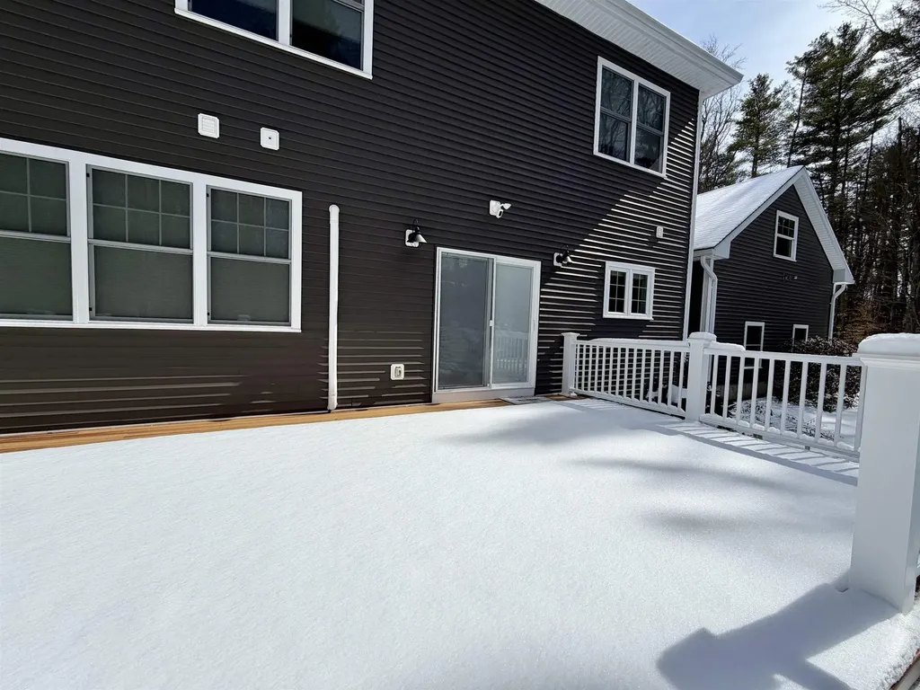 26 Shore Road Milton VT 05468
