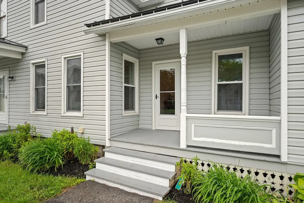 11 Summer Street Barre Town VT 05649