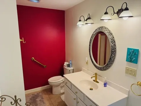 3 Abbey Lane Meredith NH 03253