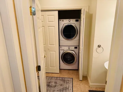 3 Abbey Lane Meredith NH 03253