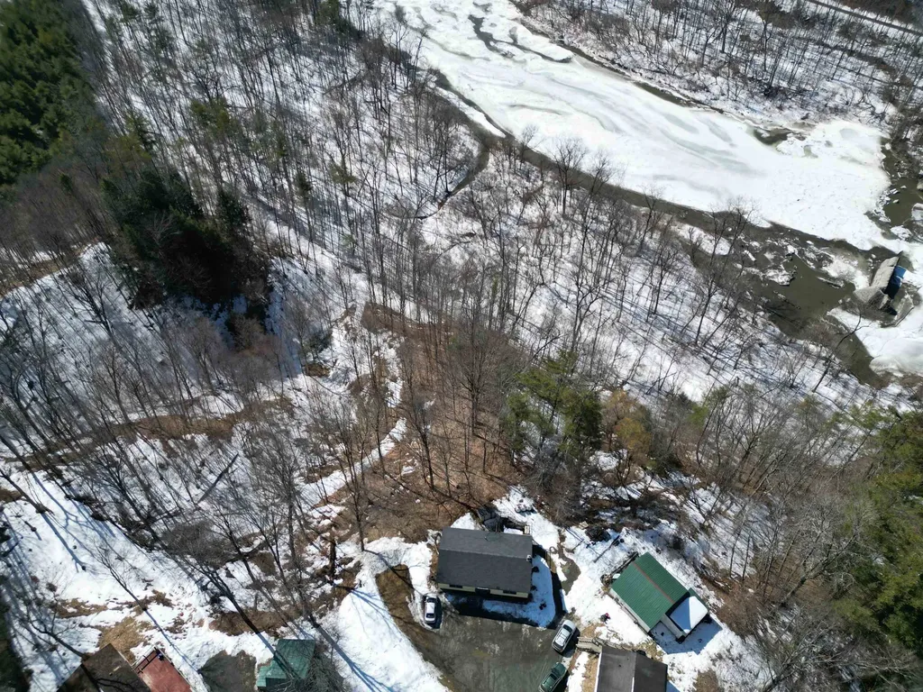 37 Dee Haven Lane Sharon VT 05065