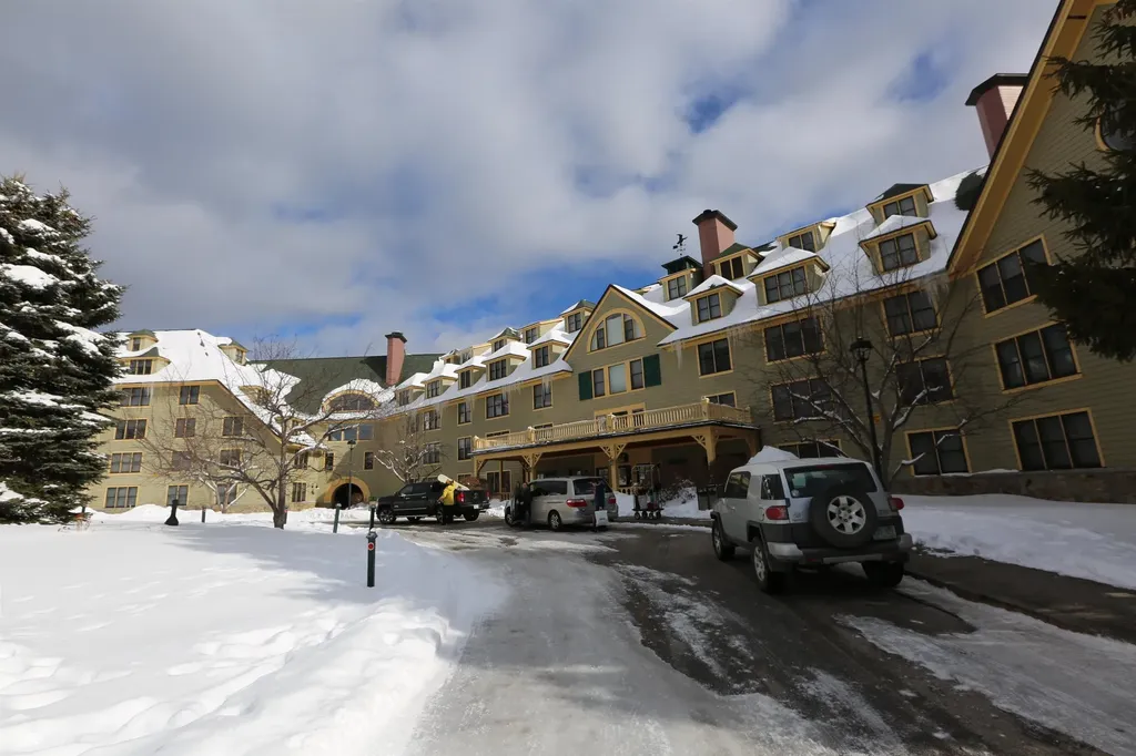 28 Packards Road Waterville Valley NH 03215