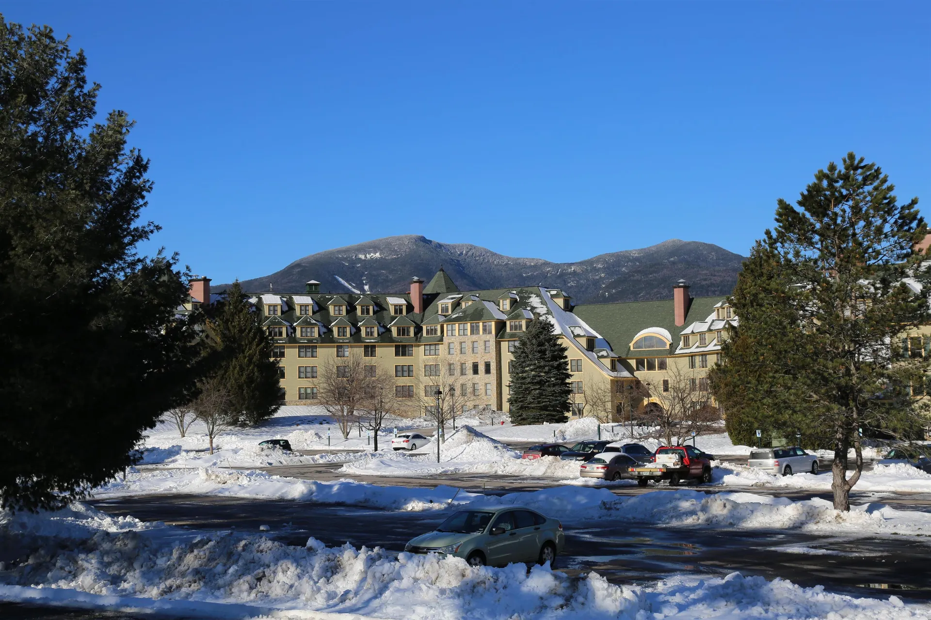 28 Packards Road Waterville Valley NH 03215