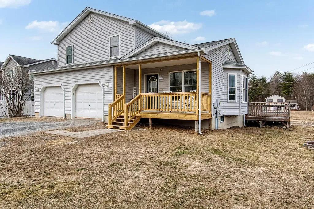 16 Shannon Way Milton VT 05468