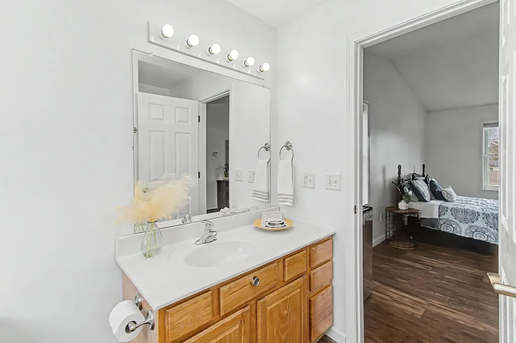 16 Shannon Way Milton VT 05468