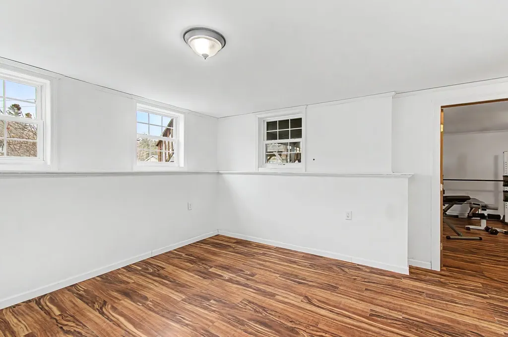 16 Shannon Way Milton VT 05468