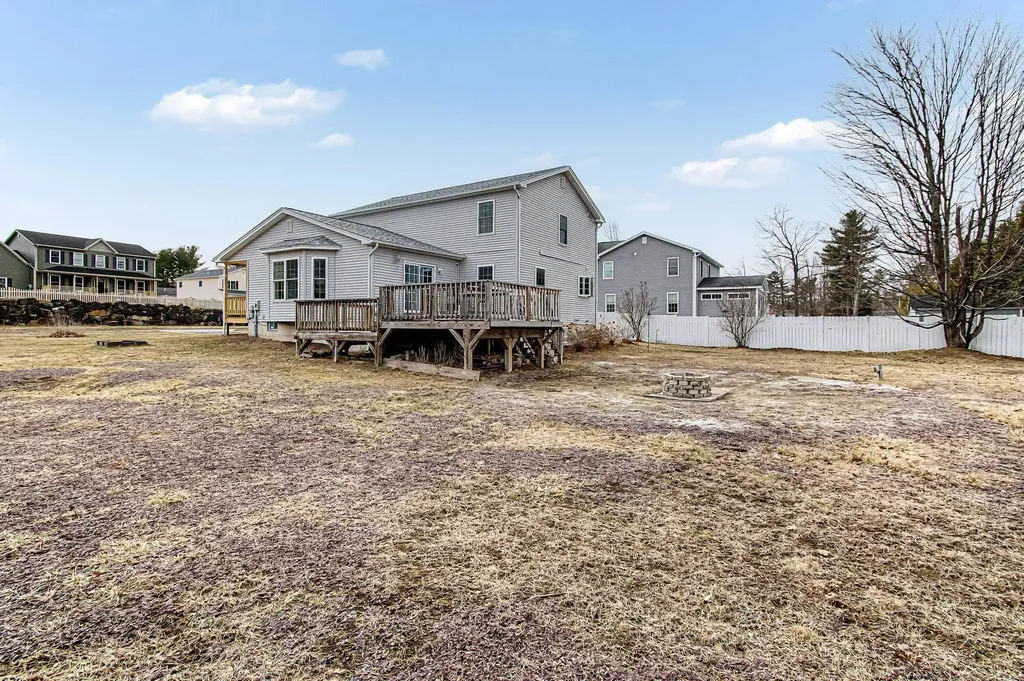 16 Shannon Way Milton VT 05468