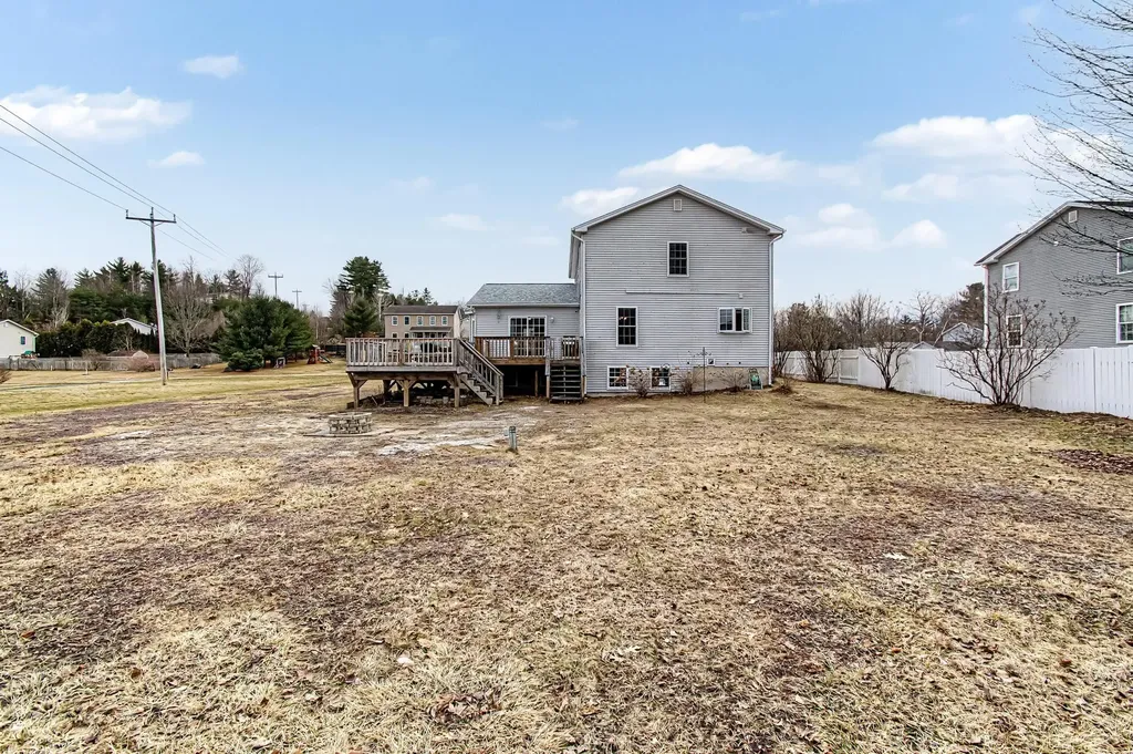 16 Shannon Way Milton VT 05468