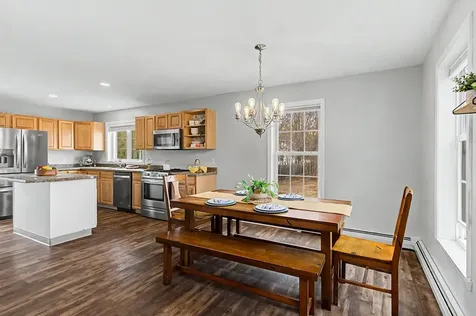 16 Shannon Way Milton VT 05468