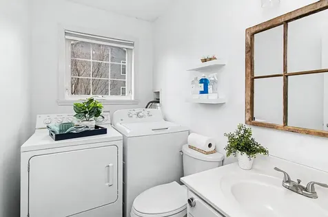 16 Shannon Way Milton VT 05468