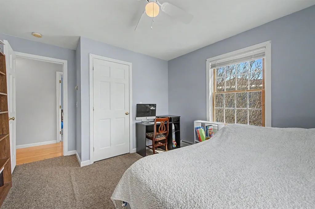 31 Oak Street Newport NH 03773