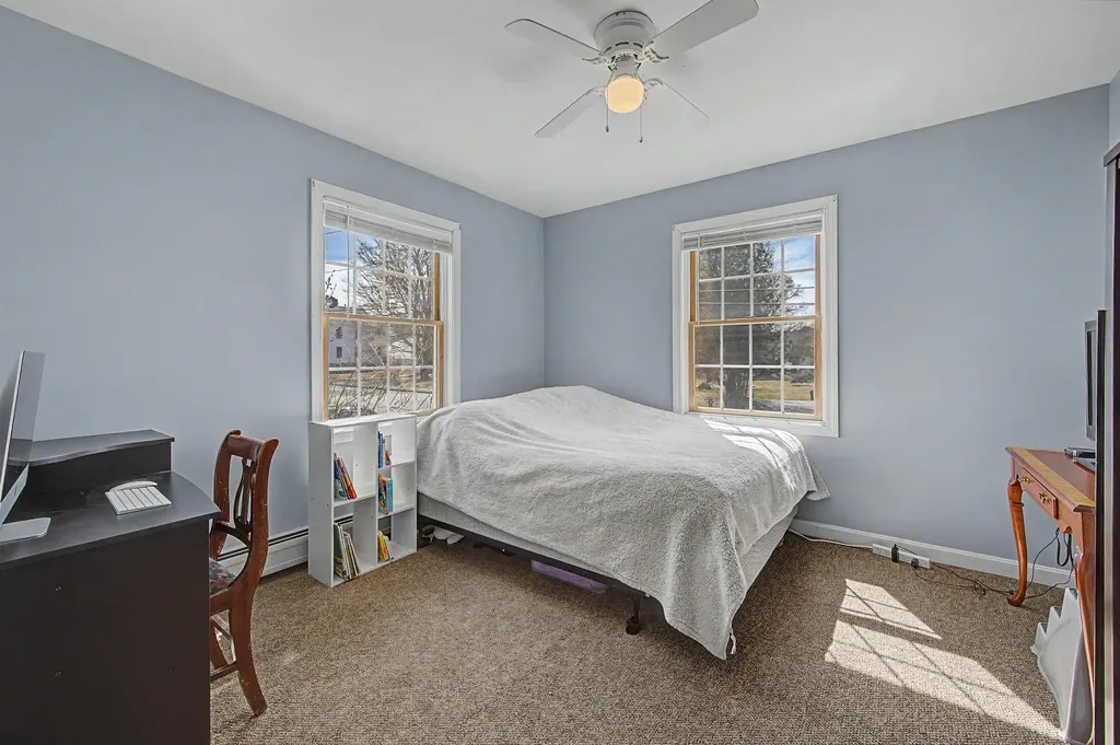 31 Oak Street Newport NH 03773