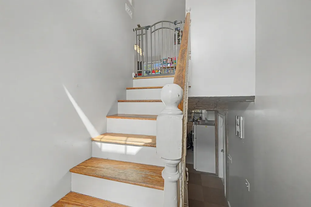 31 Oak Street Newport NH 03773