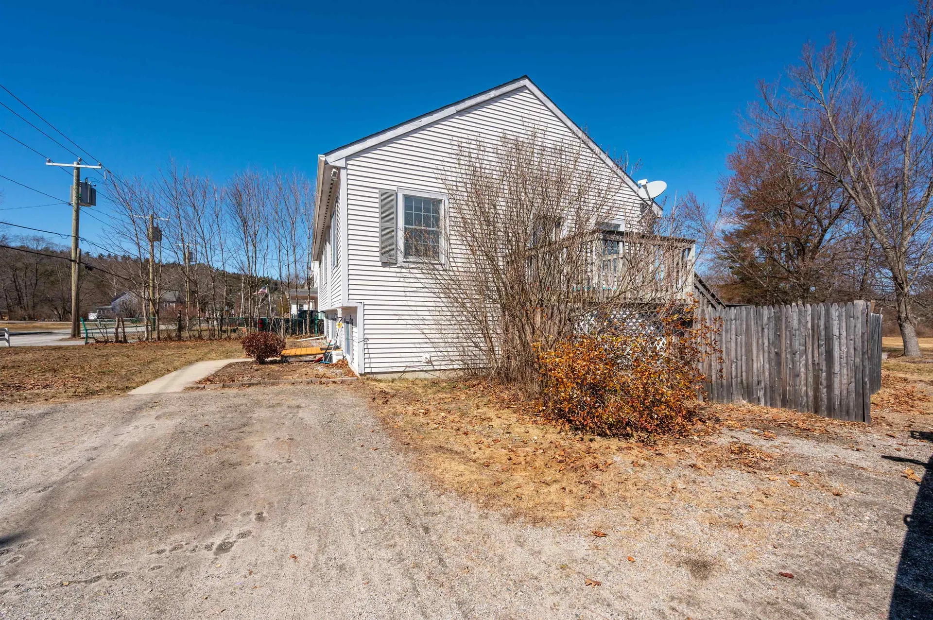 31 Oak Street Newport NH 03773