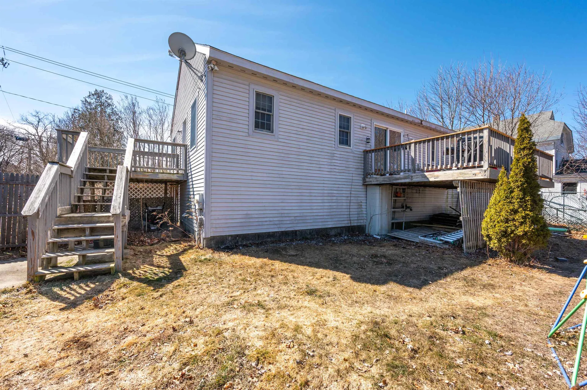 31 Oak Street Newport NH 03773