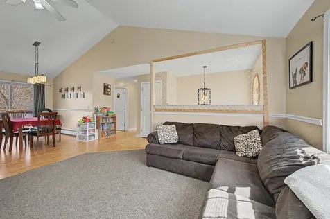 31 Oak Street Newport NH 03773