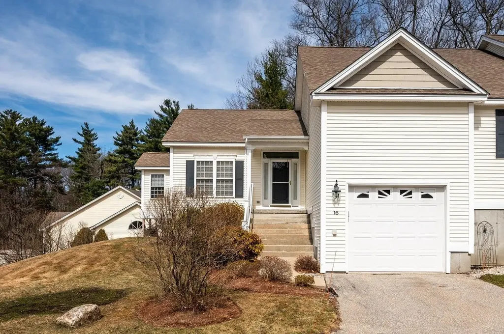 34 Mammoth Road Hooksett NH 03106