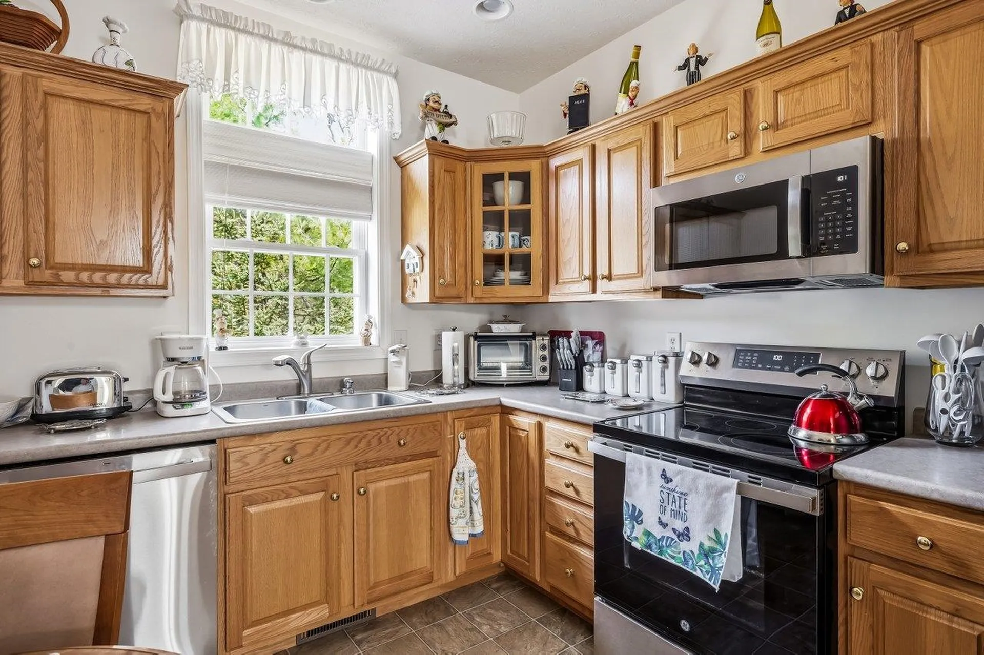 34 Mammoth Road Hooksett NH 03106