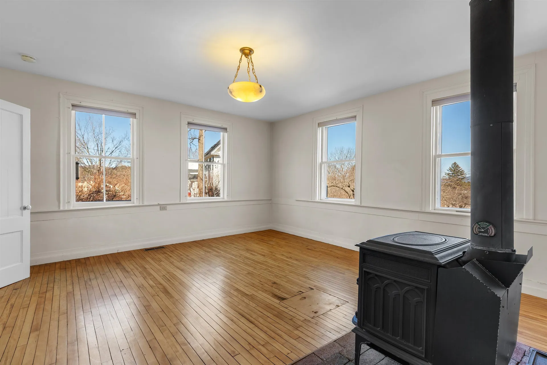85 Academy Road Thetford VT 05074