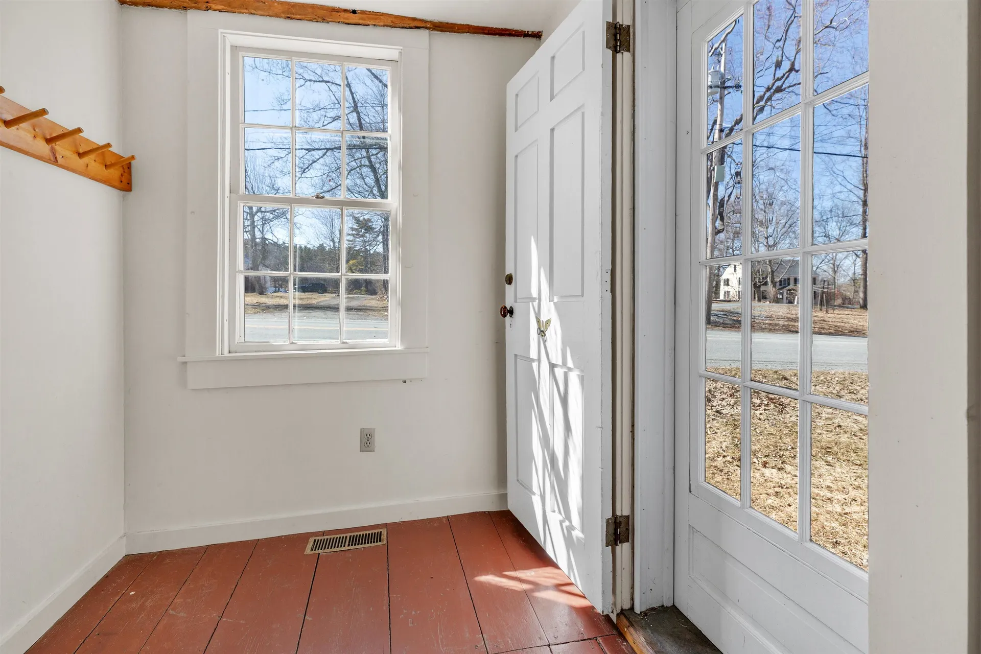 85 Academy Road Thetford VT 05074