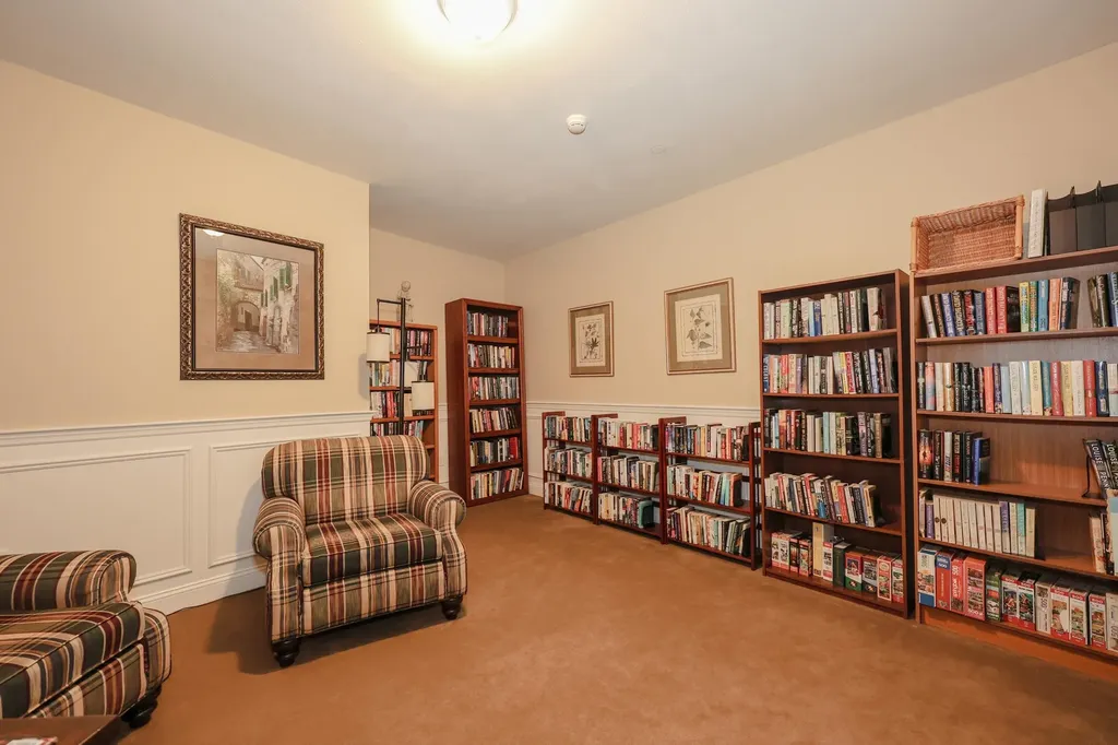 160 Daniel Webster Highway Nashua NH 03060