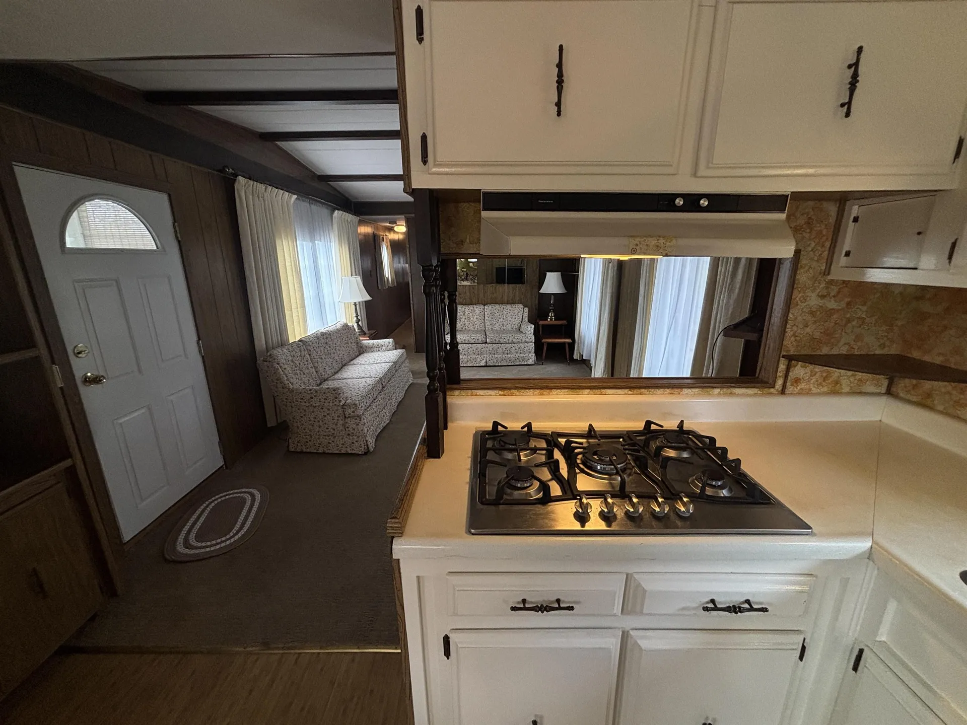 15 Sunrise Trail Nashua NH 03062