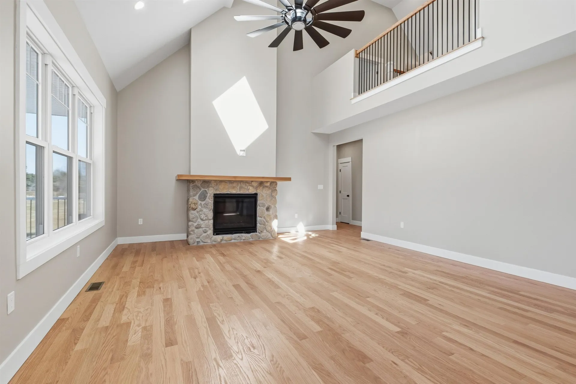 59 Lady Walsingham Way Laconia NH 03246