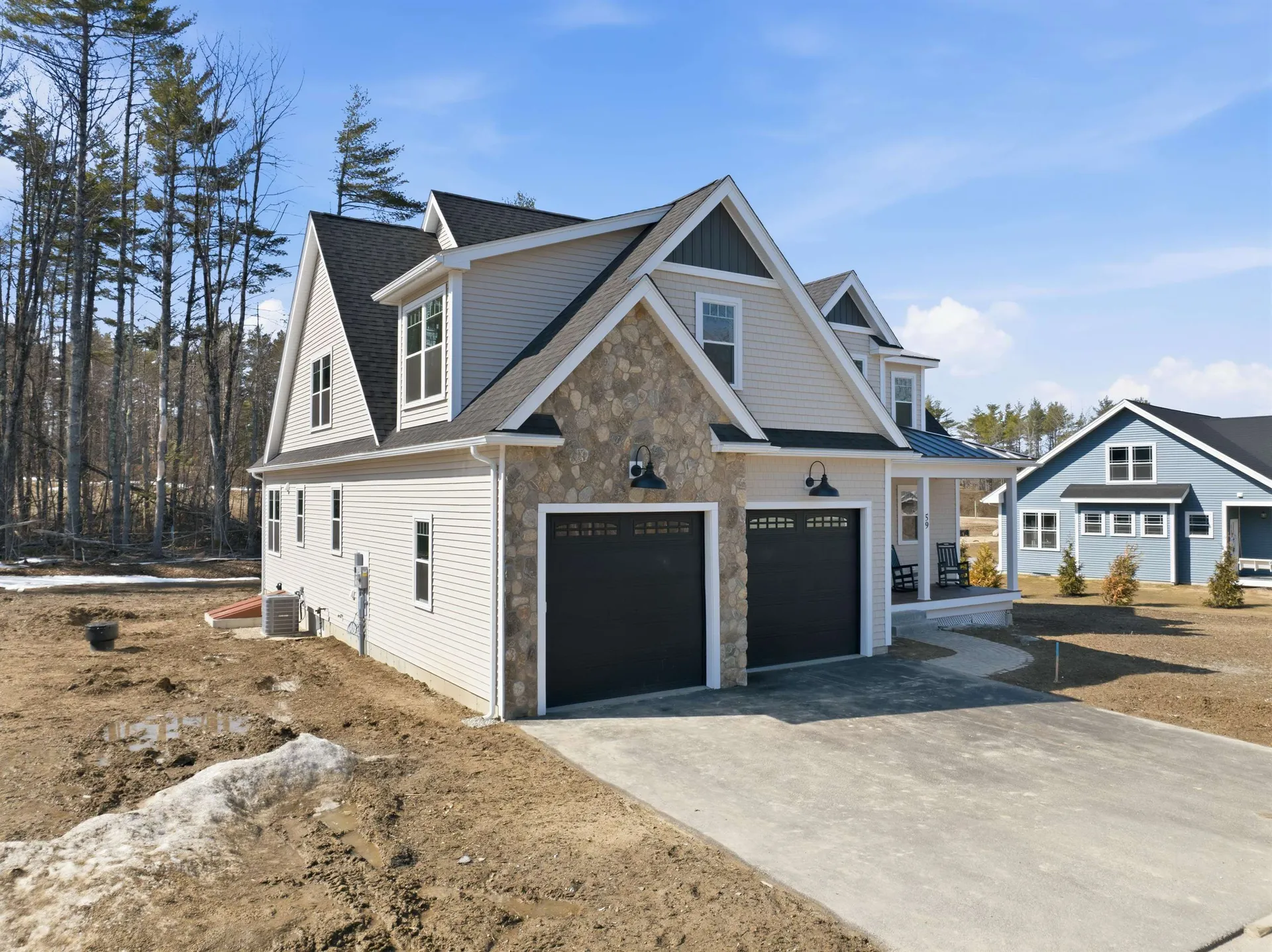 59 Lady Walsingham Way Laconia NH 03246