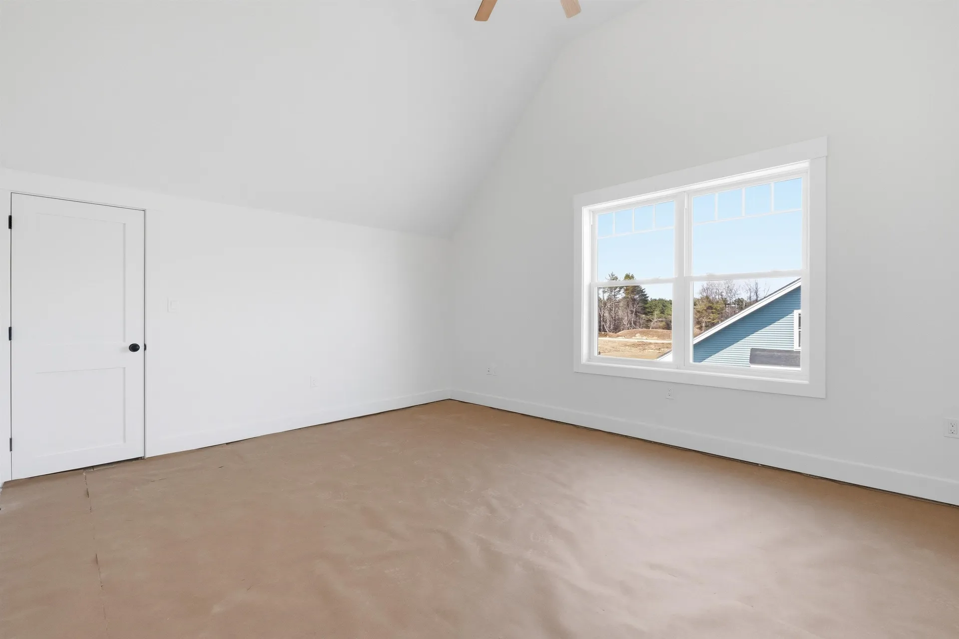 59 Lady Walsingham Way Laconia NH 03246