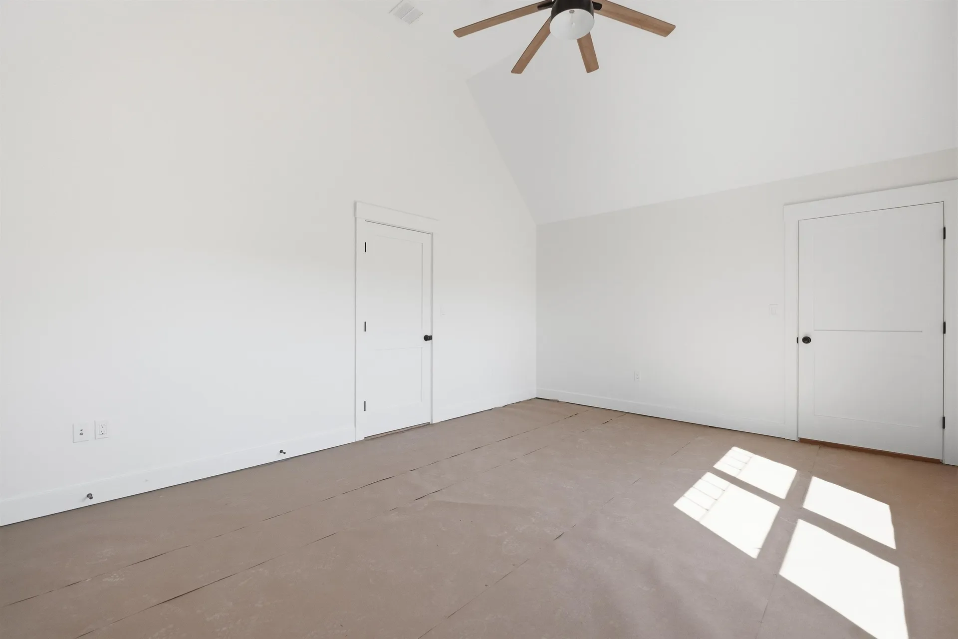 59 Lady Walsingham Way Laconia NH 03246