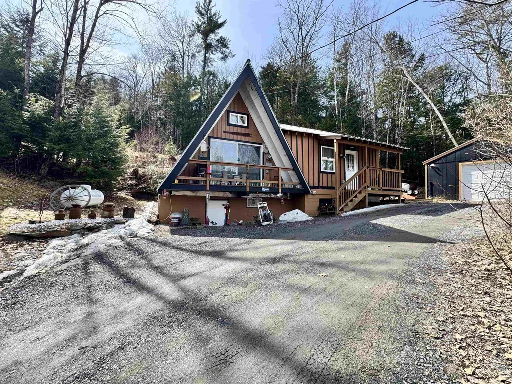 2719 Nh Route 25a Orford NH 03777