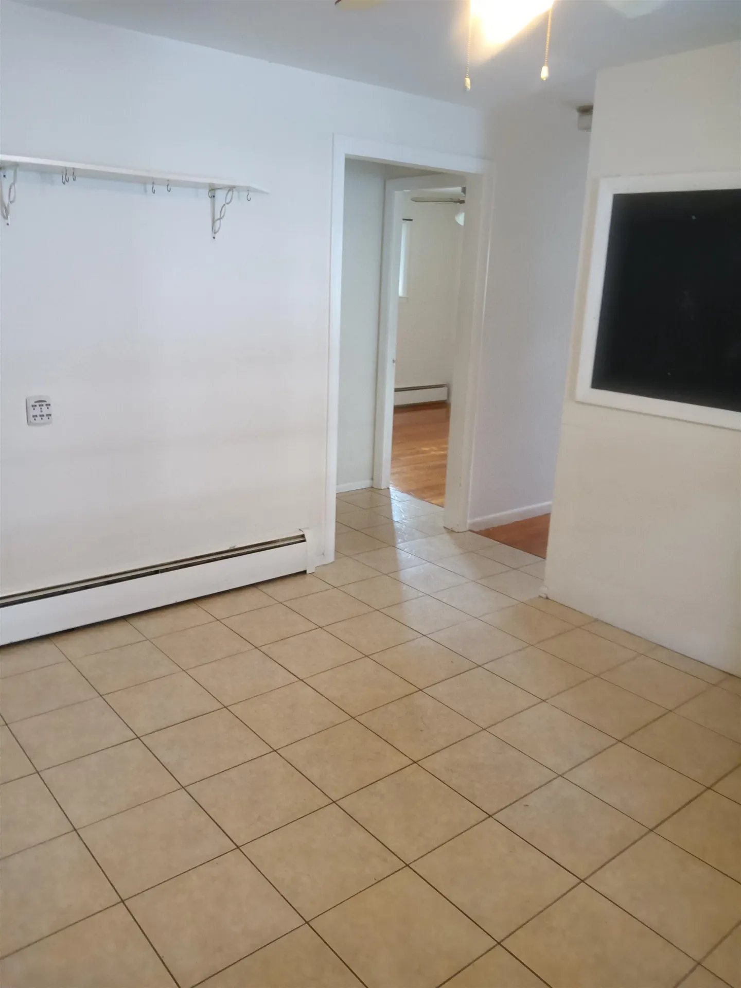 1069 Hayward Street Manchester NH 03103