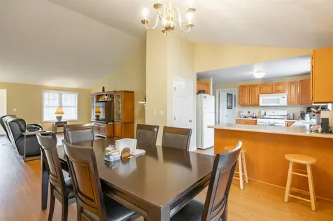 4 Myopia Lane Nashua NH 03063