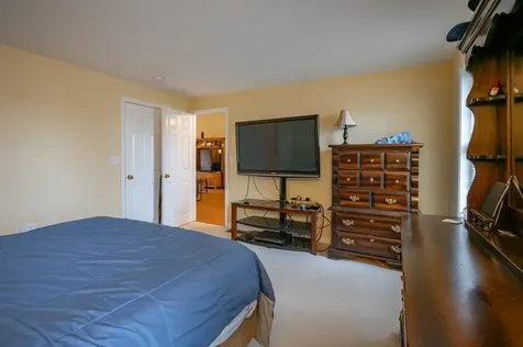 4 Myopia Lane Nashua NH 03063