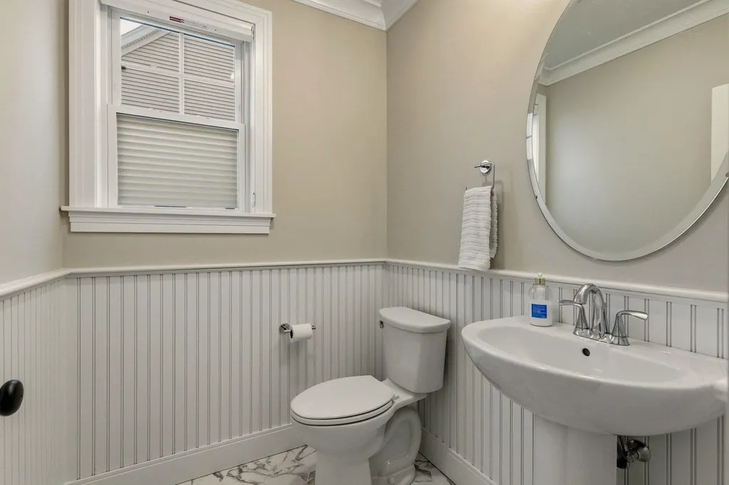 40 Sage Lane Portsmouth NH 03801