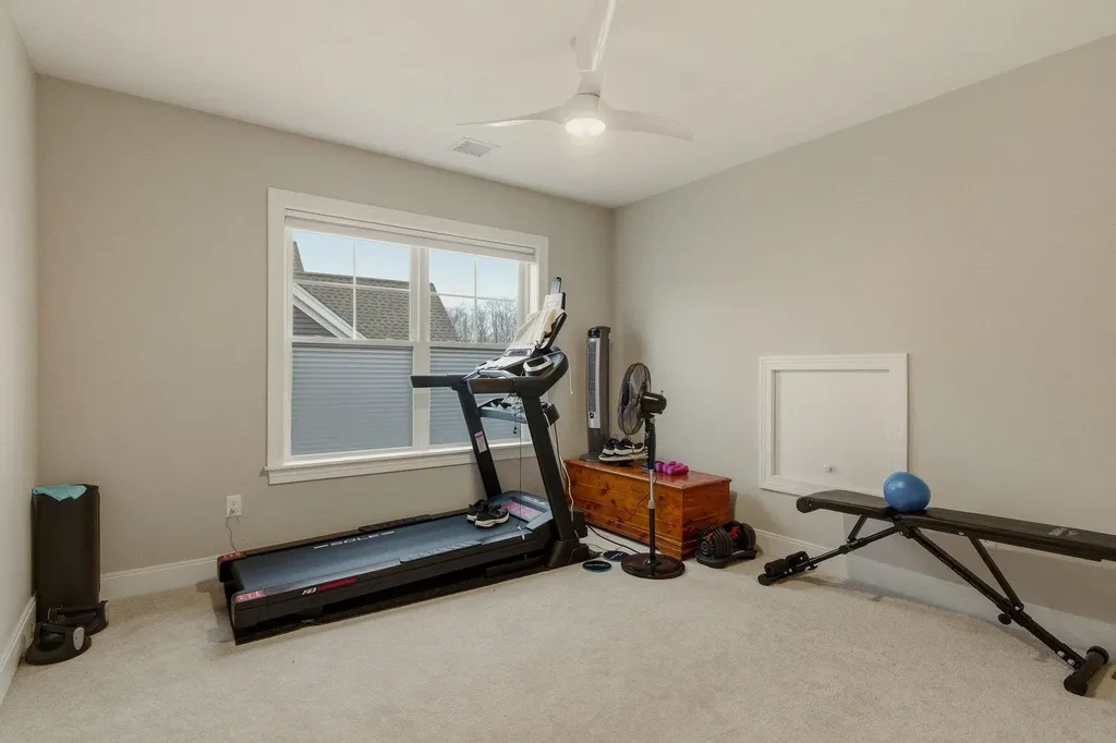 40 Sage Lane Portsmouth NH 03801
