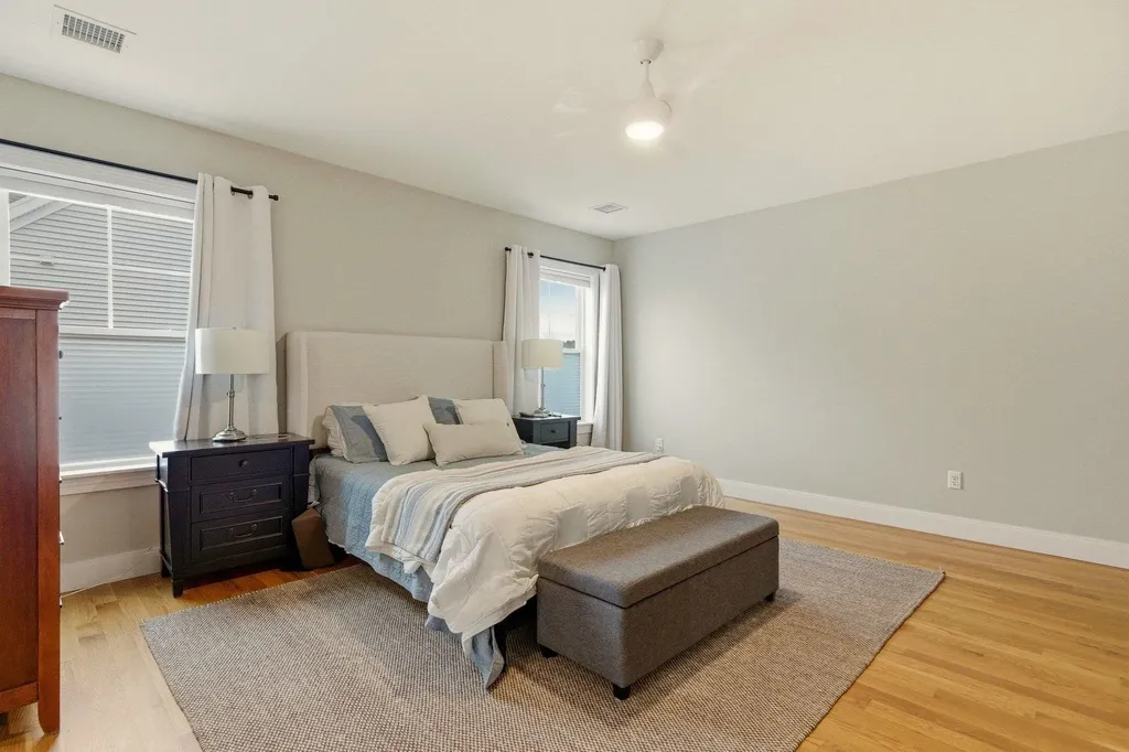 40 Sage Lane Portsmouth NH 03801