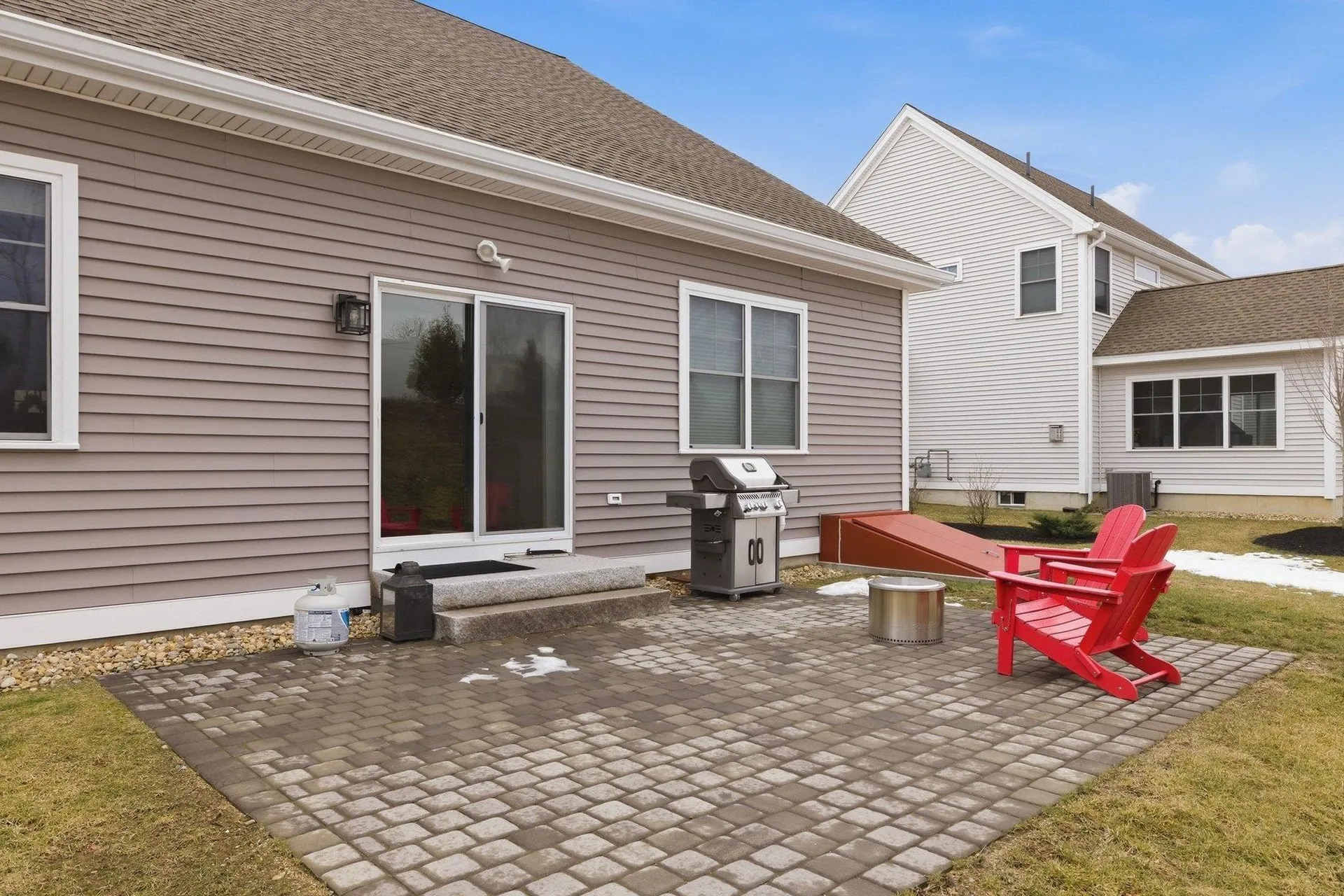 40 Sage Lane Portsmouth NH 03801