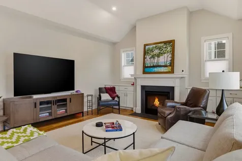 40 Sage Lane Portsmouth NH 03801